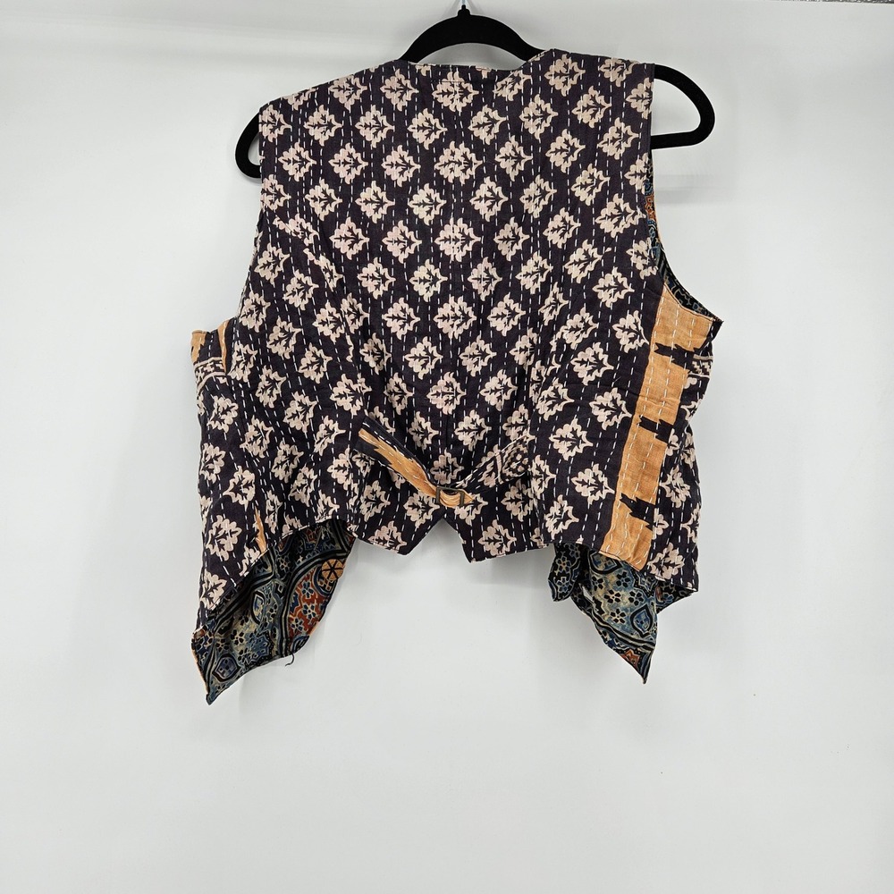 Patterned Cotton Vest in Mustard and Navy - Picture 4 of 9